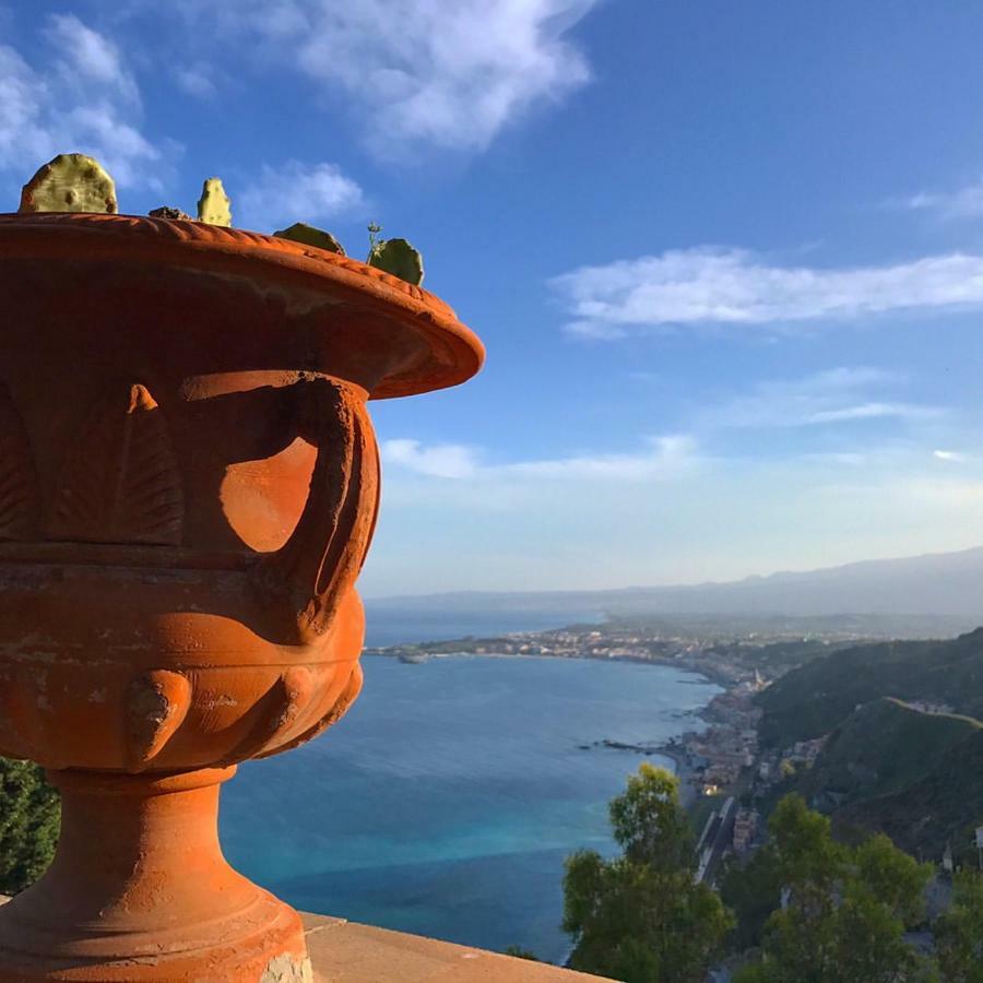 Baia Degli Albatros Apartamento *