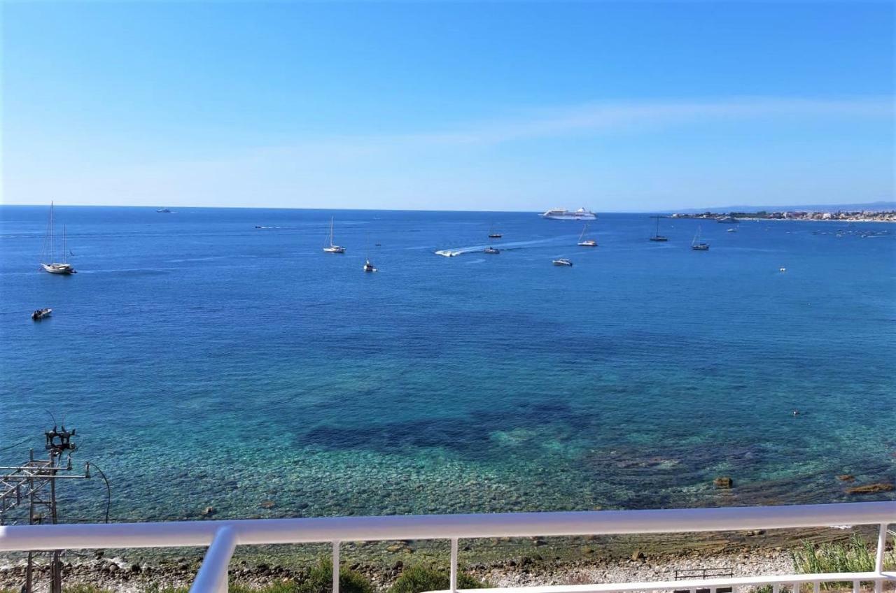 Baia Degli Albatros Apartamento Taormina